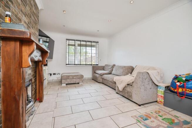 3 bed End of Terrace for sale Image 6