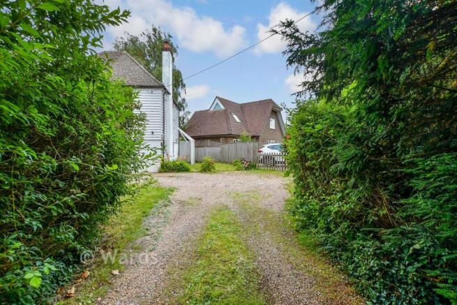 Driveway/Parking