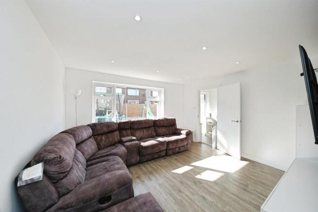 3 bed End of Terrace for sale Image 4
