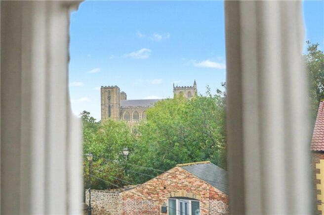 3 bed Terraced for sale Image 6