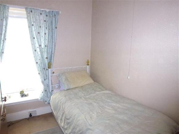 FRONT BEDROOM 3