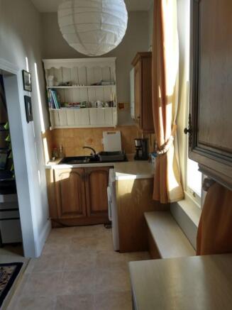 Photo 6