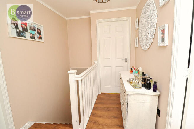 3 bed Detached for sale Image 7