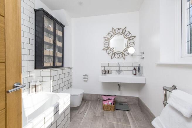 Master Ensuite