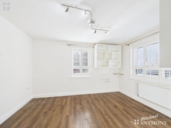 3417dbd8fa6444e29cf6d1457415d35e_80_CAM03218G0-PR0