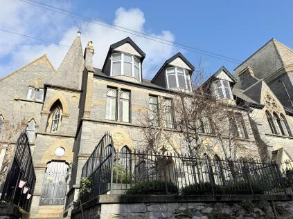 A Piece of Plymouth History. Remarkable Grade II Listed Residence, 5/6 Double Bedrooms.