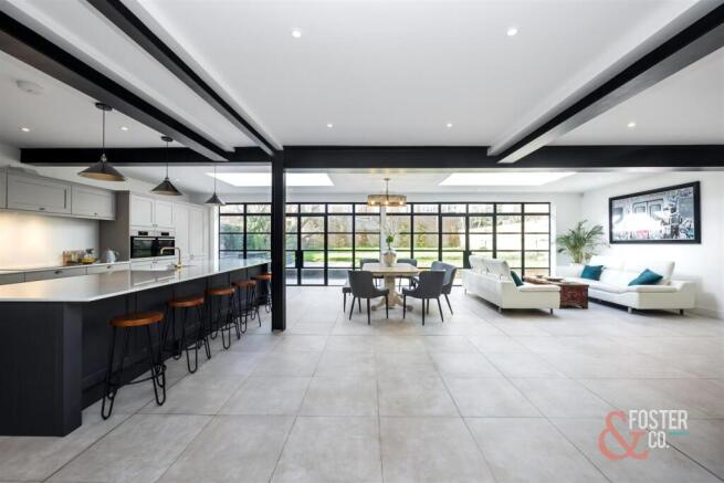 Vallance Road, 24-001.jpg