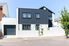 1, Trevor Road, Southsea PO4 0LW