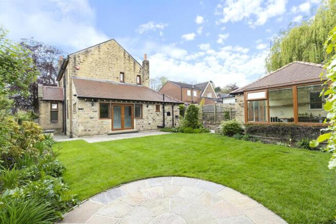 68 Fenay Lane, Almondbury 33..jpg