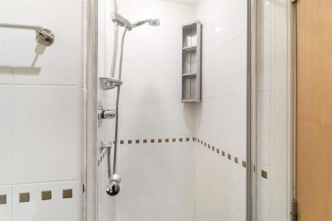 En Suite Shower