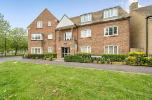 3, 107 Oxford House, Redhouse Way, Redhouse, Swindon SN25 2GJ