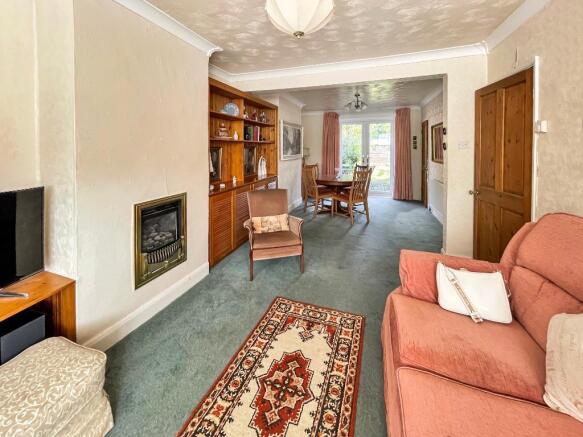 Station Road, Whyteleafe, CR3 0EP photo 4