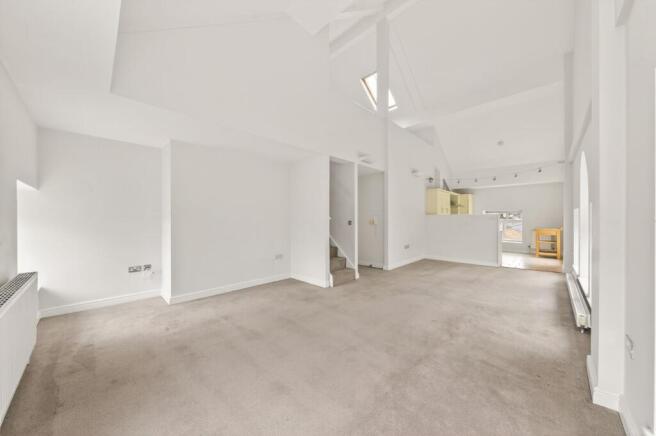 2 bed Flat for sale Image 5