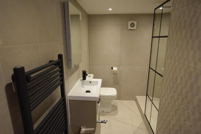 1 bed Flat to rent Image 8