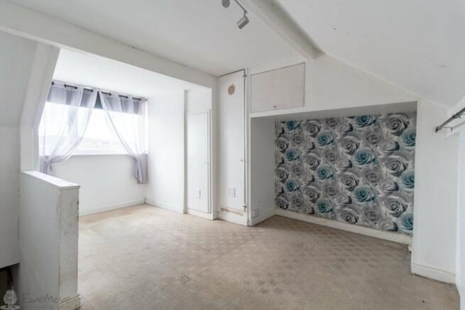 Bedroom 1 (Double)