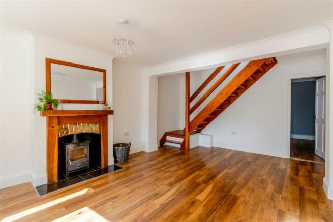 5 Whitstable Rd-03.jpg
