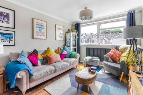 Jago Close, London, SE18