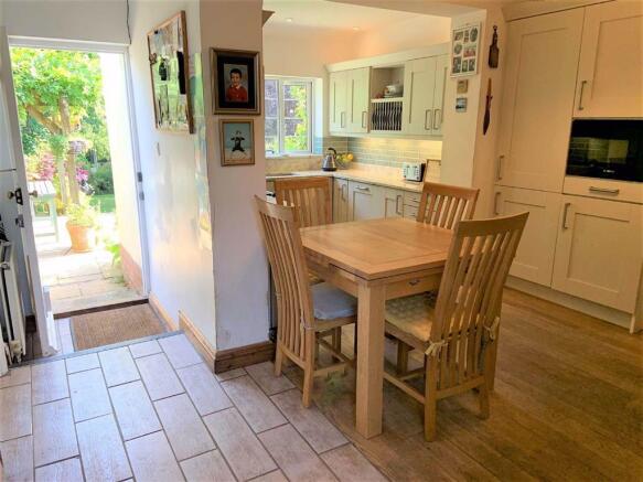 Kitchen/Breakfast/Utility