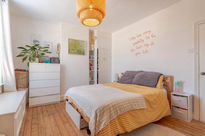 3 bed Terraced for sale Image 10