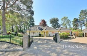 146, Golf Links Road, Ferndown BH22 8DA