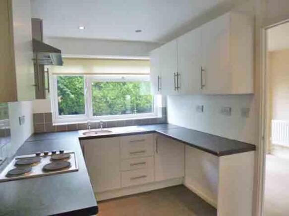 27 Tavistock Kitchen.JPG