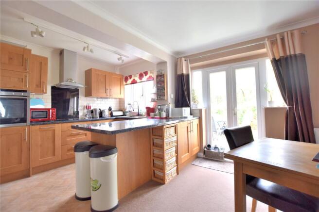 Kitchen/Dining