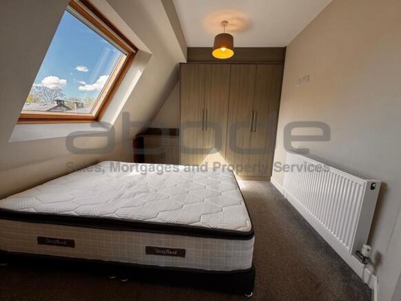 1 bed Penthouse to rent Image 4