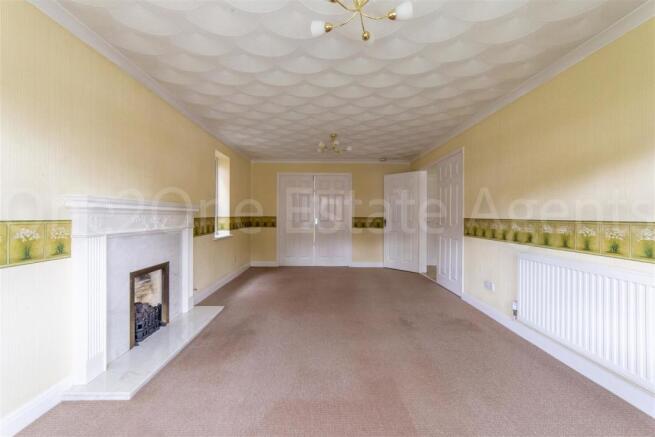 14 Gifford Close-12.jpg