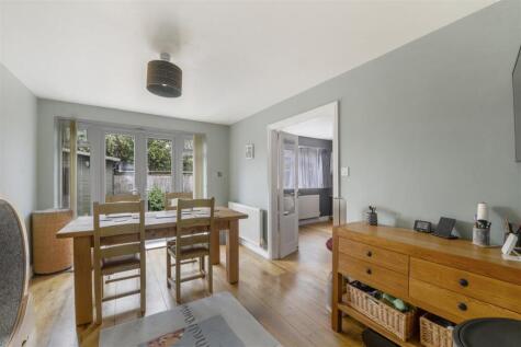 Maidstone Road, Paddock Wood, Tonbridge