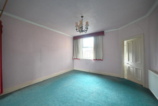 3 bed Semi-Detached for sale Image 5
