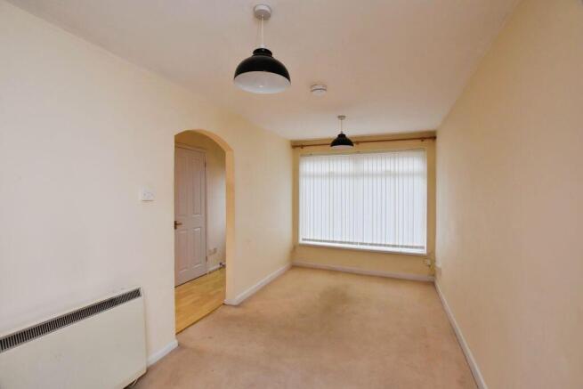Hollows Close, Harnham               ***NO ONWARD CHAIN*** photo 4
