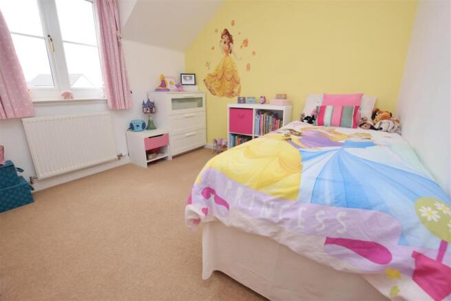 Bed 3.JPG