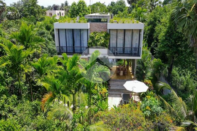 3 Bedroom Luxury Villa For Sale - Sala Kamreuk, Siem Reap
