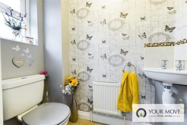 Cloakroom / Wc