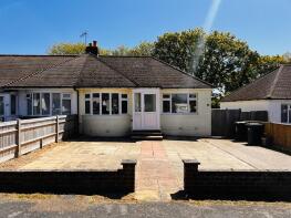 18, Eastern Avenue, Polegate BN26 6HF
