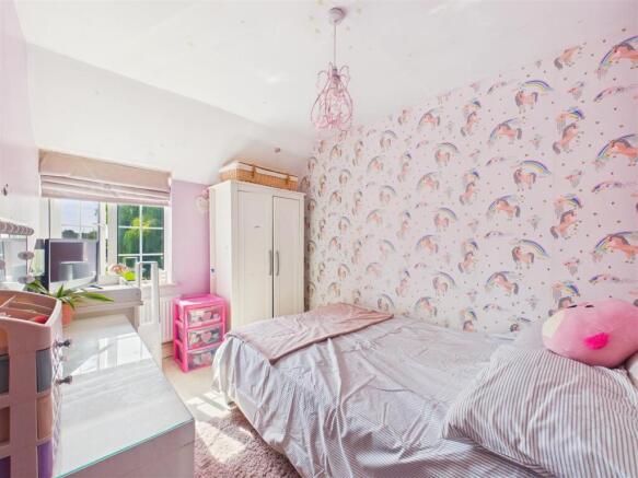 2 bed Semi-Detached for sale Image 11