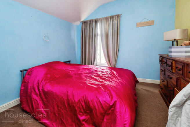4 bed Terraced for sale Image 11