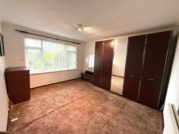 Whitby Road, Lytham St. Annes photo 4