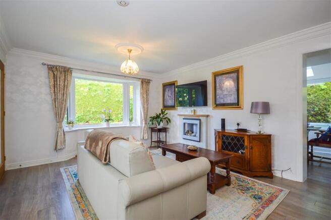 3 bed Detached Bungalow for sale Image 7