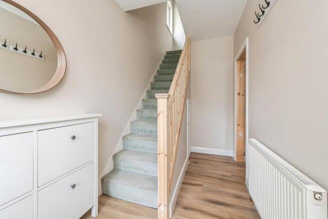 3 bed Semi-Detached for sale Image 4
