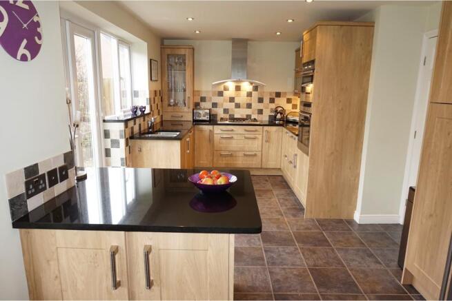 Kitchen / Breakfast