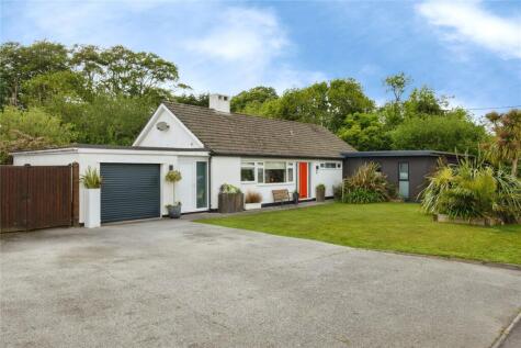 Sea Road, Carlyon Bay, St. Austell, Cornwall, PL25