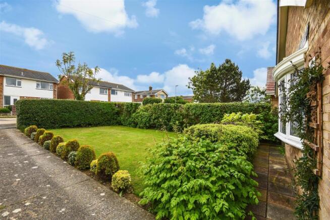 Front Garden.jpg
