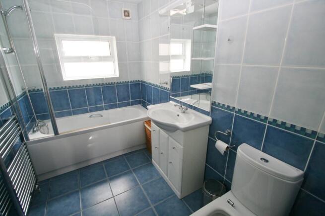 Annexe bathroom