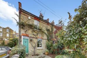 16, Victoria Terrace, Harrow On The Hill HA1 3EW