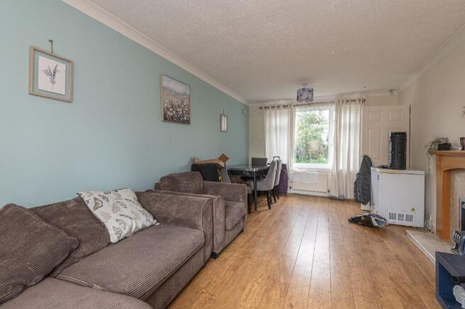 3 bed Semi-Detached for sale Image 5
