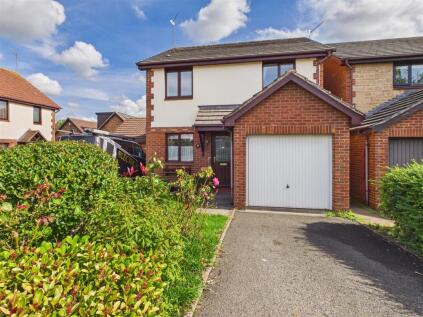 Byron Close, Powick