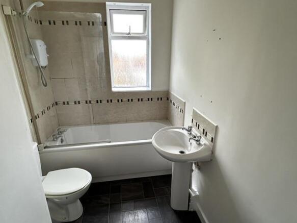 2 bed Terraced for sale Image 7