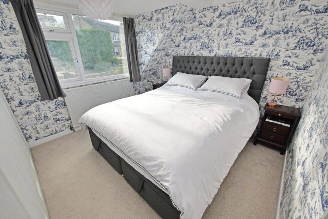 3 bed Semi-Detached for sale Image 9