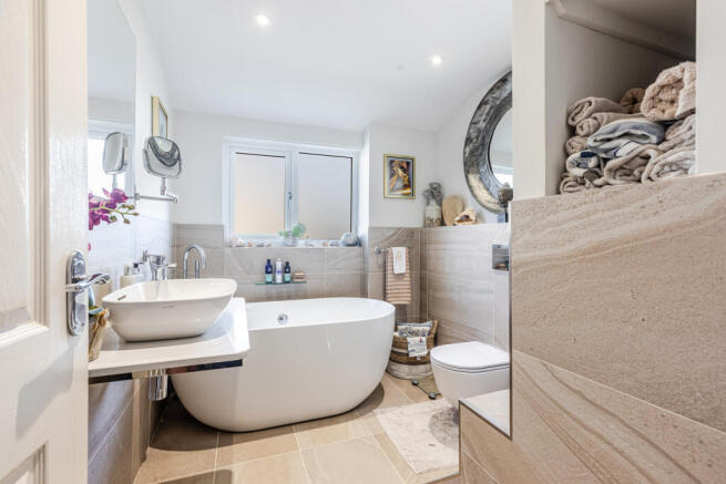 A43 - Flat 1 Heron Creek, Newton Ferrers - 250929